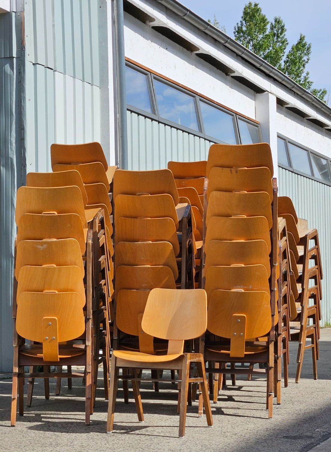 Vintage Designerstuhl Eiermann aus Holz retro Stapelstuhl Bauhaus