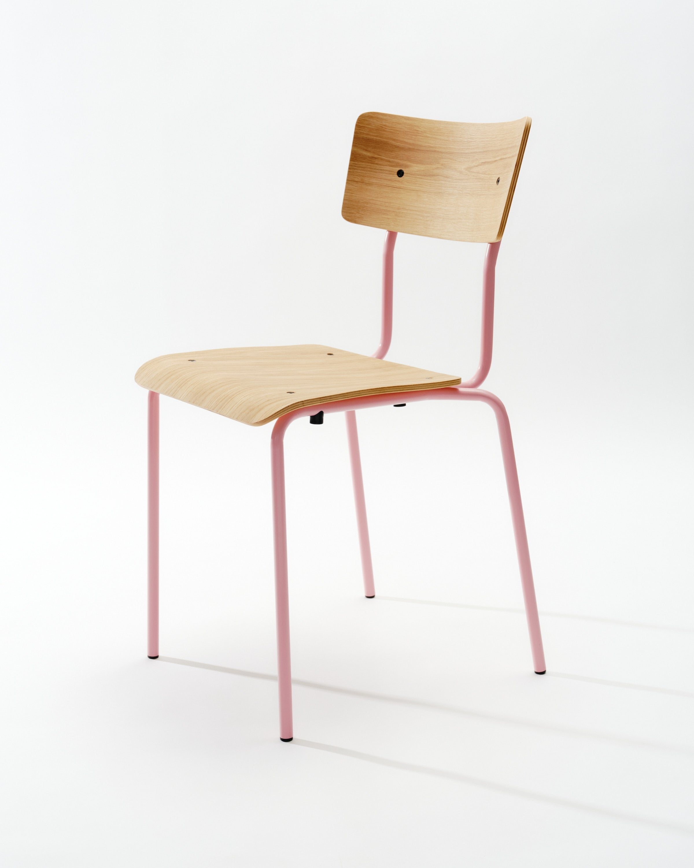 Bunter Eichenstuhl - Stapelbarer Holzstuhl in vielen Farben von Terravinossa